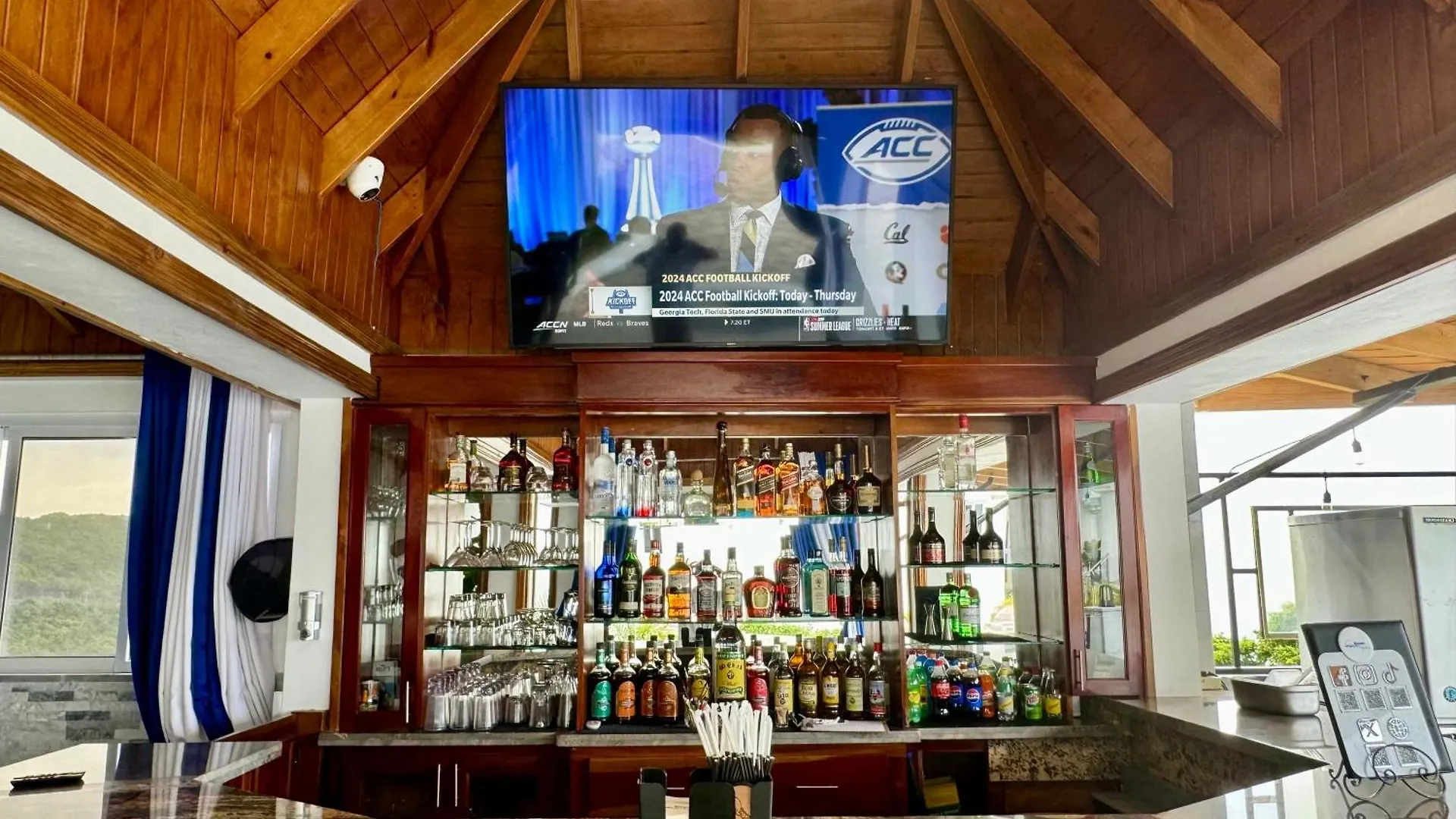 Estalagem Hospitality Expert Bts 6 - Pool Beach & Bar Montego Bay