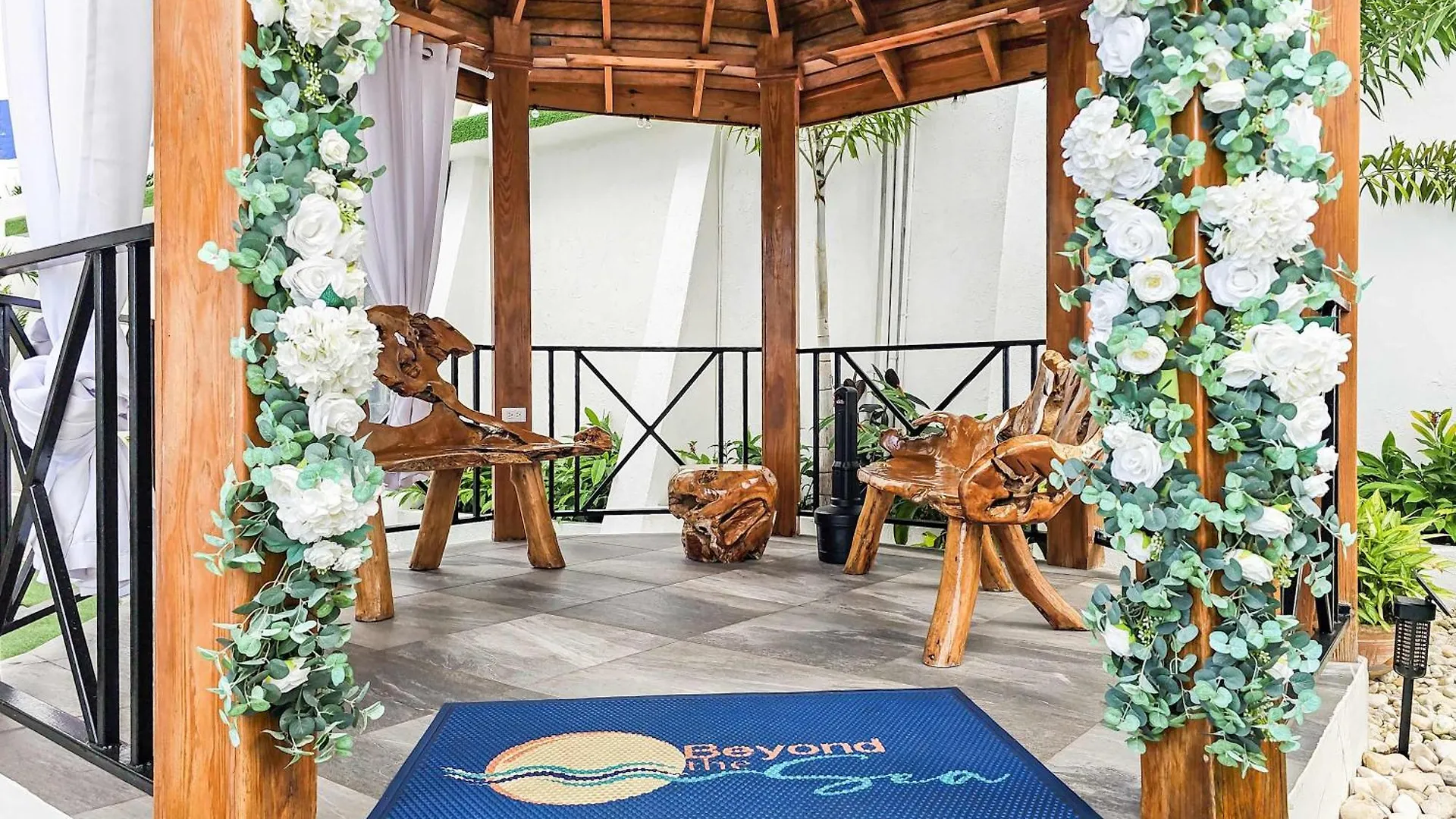 Hospitality Expert Bts 6 - Pool Beach & Bar Montego Bay Estalagem