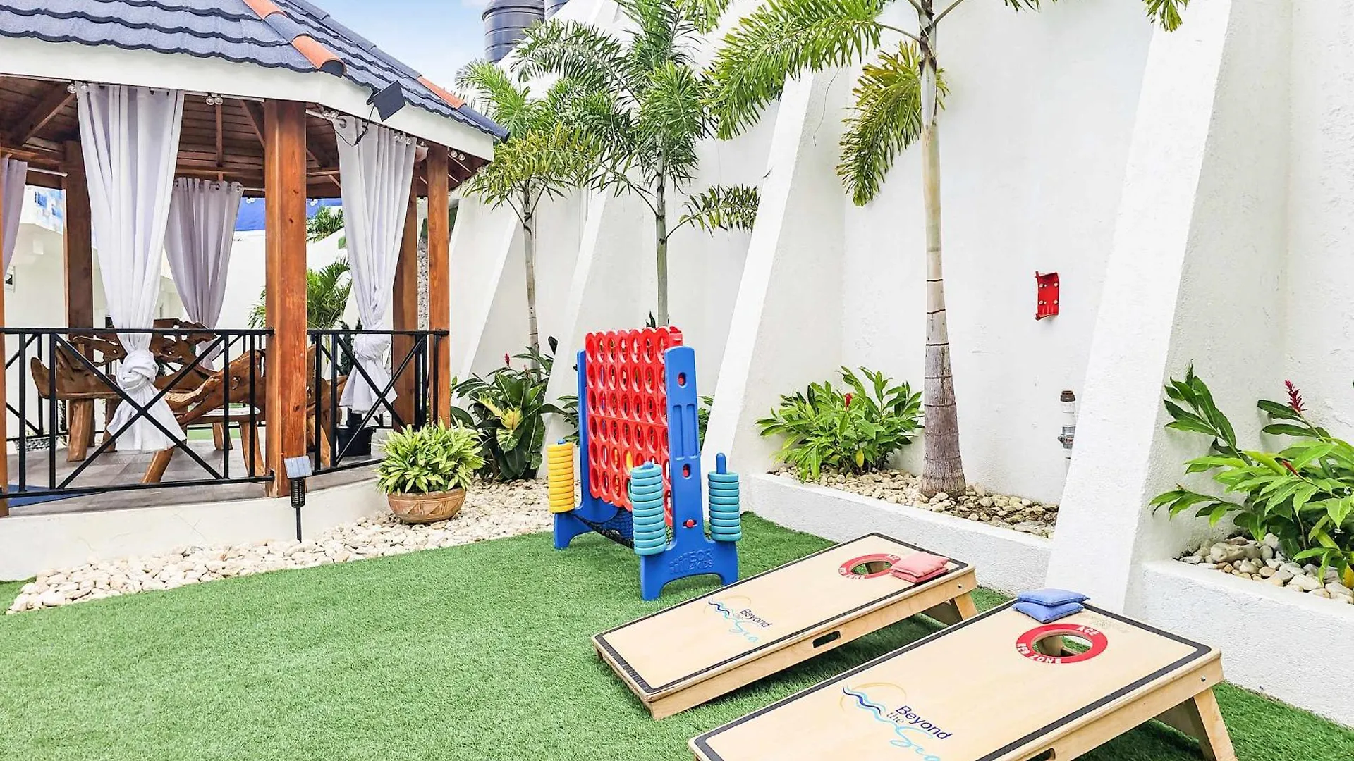 Estalagem Hospitality Expert Bts 6 - Pool Beach & Bar Montego Bay